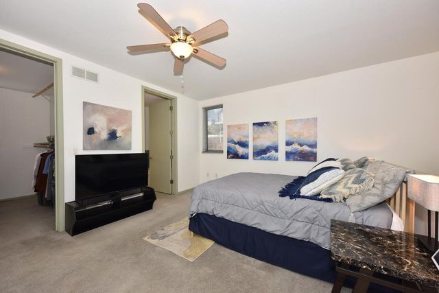 1923 N Pierce STREET, Milwaukee, WI 53212