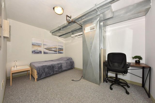 1923 N Pierce STREET, Milwaukee, WI 53212