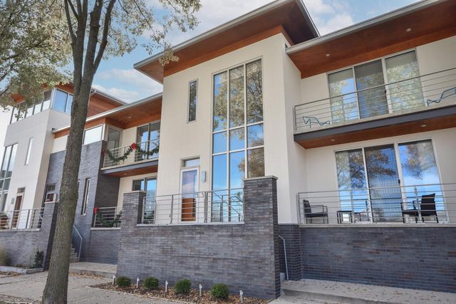 1923 N Pierce STREET, Milwaukee, WI 53212