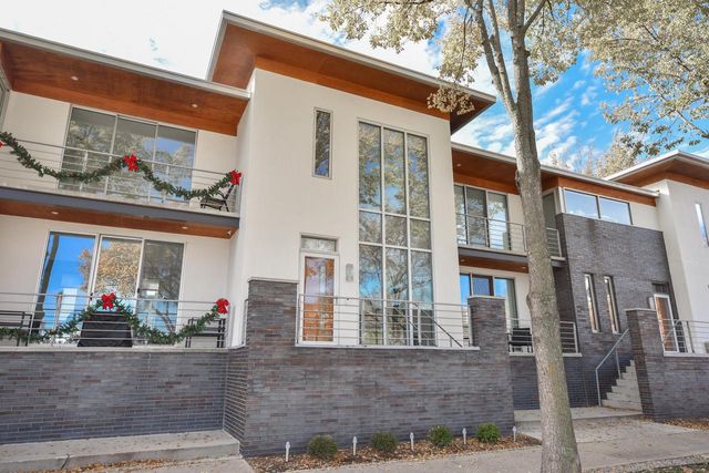 1923 N Pierce STREET, Milwaukee, WI 53212