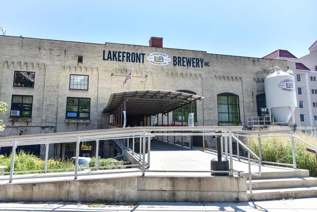 1923 N Pierce STREET, Milwaukee, WI 53212