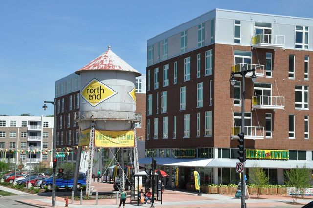 1923 N Pierce STREET, Milwaukee, WI 53212