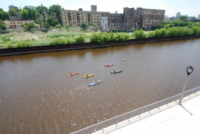 1923 N Pierce STREET, Milwaukee, WI 53212