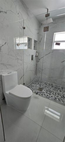 1284 W 38th Pl 2, Hialeah, FL 33012