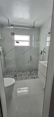 1284 W 38th Pl 2, Hialeah, FL 33012