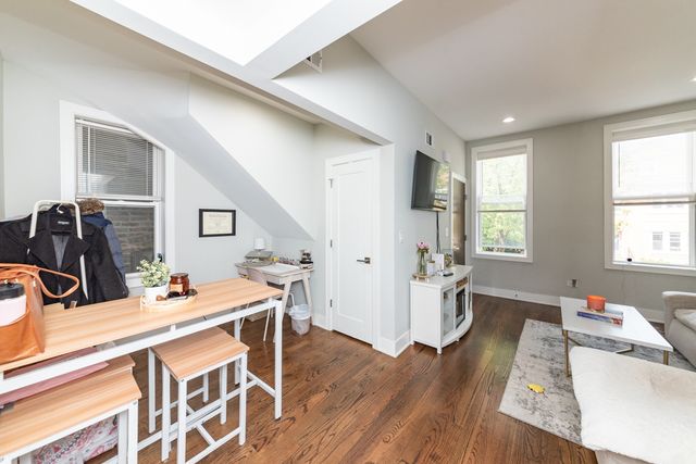2145 W Webster Avenue 2, Chicago, IL 60647