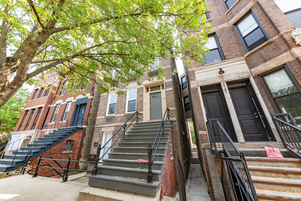 2145 W Webster Avenue 2, Chicago, IL 60647