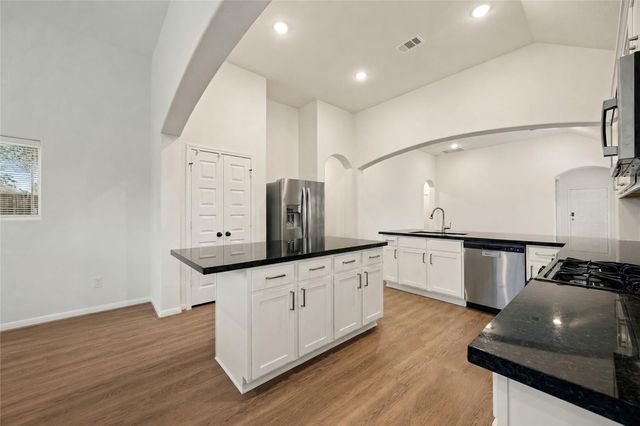 10422 Milford Woods Lane, Tomball, TX 77375
