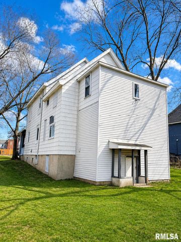 1823-1825 N LINN Street, Peoria, IL 61604