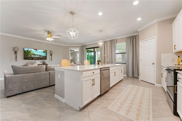 12027 Hawthorn Lake DR 202, Fort Myers, FL 33913