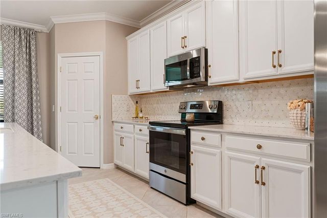 12027 Hawthorn Lake DR 202, Fort Myers, FL 33913