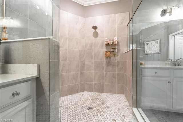 12027 Hawthorn Lake DR 202, Fort Myers, FL 33913