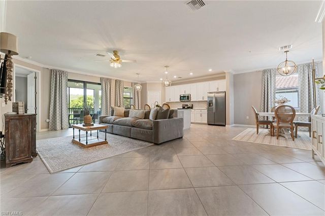 12027 Hawthorn Lake DR 202, Fort Myers, FL 33913