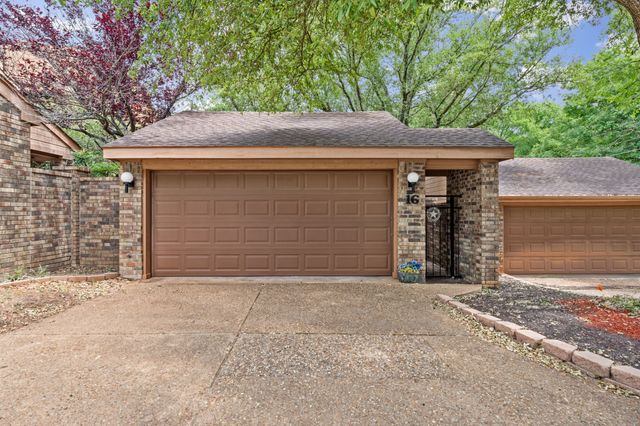 16 Village Green Court, Denison, TX 75020