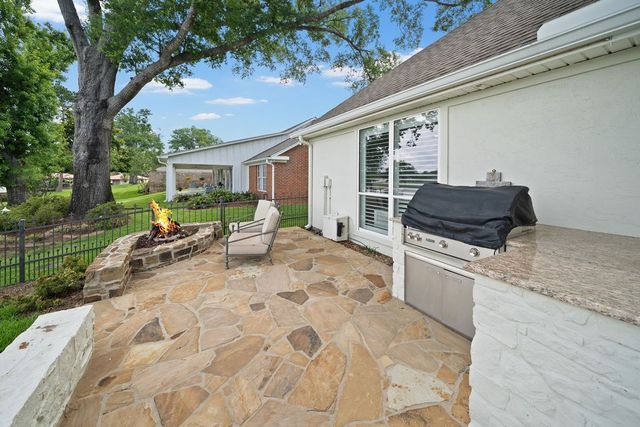 120 Marina Drive, Bullard, TX 75757