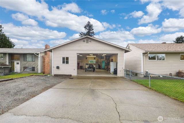 2402 Union Avenue NE, Renton, WA 98059