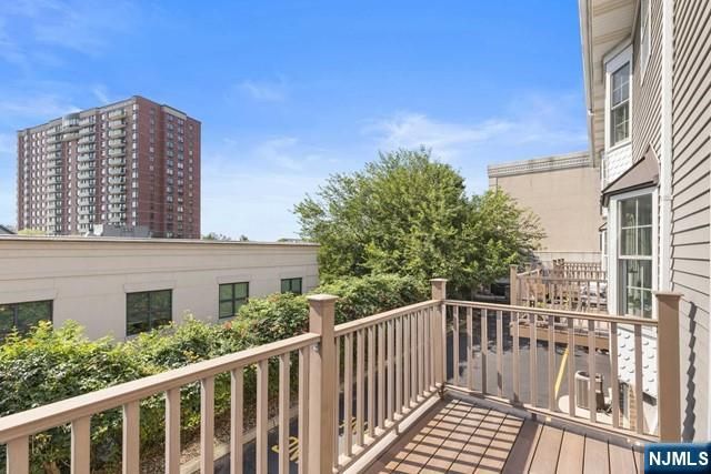 119 Panorama Drive 119, Edgewater, NJ 07020