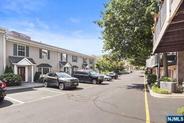 119 Panorama Drive 119, Edgewater, NJ 07020