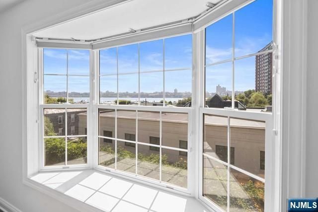 119 Panorama Drive 119, Edgewater, NJ 07020