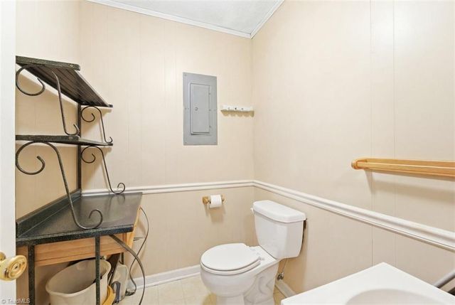 501 Roberts Road, Eden, NC 27288