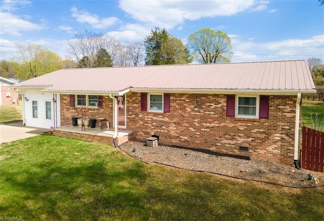 501 Roberts Road, Eden, NC 27288
