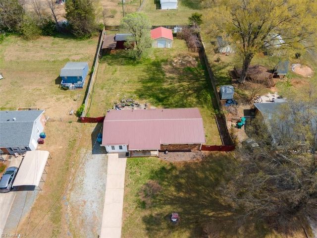 501 Roberts Road, Eden, NC 27288