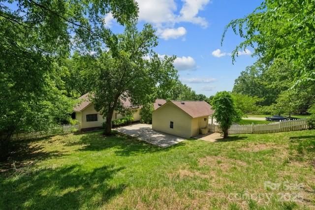 2234 Hamilton Mill Road, Charlotte, NC 28270