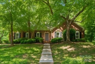 2234 Hamilton Mill Road, Charlotte, NC 28270