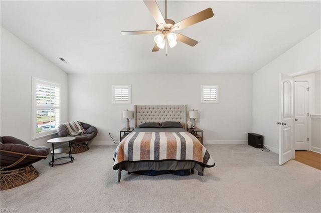 9621 Grove AVE, Norfolk, VA 23503