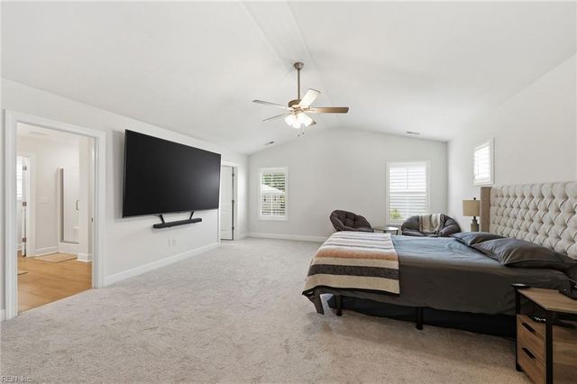 9621 Grove AVE, Norfolk, VA 23503