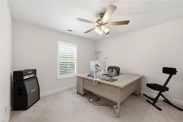 9621 Grove AVE, Norfolk, VA 23503