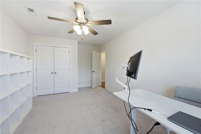 9621 Grove AVE, Norfolk, VA 23503