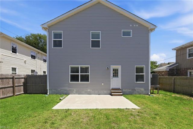 9621 Grove AVE, Norfolk, VA 23503
