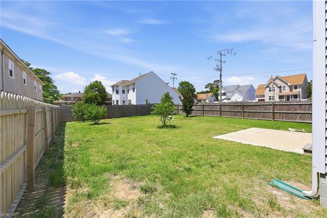 9621 Grove AVE, Norfolk, VA 23503