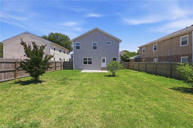 9621 Grove AVE, Norfolk, VA 23503