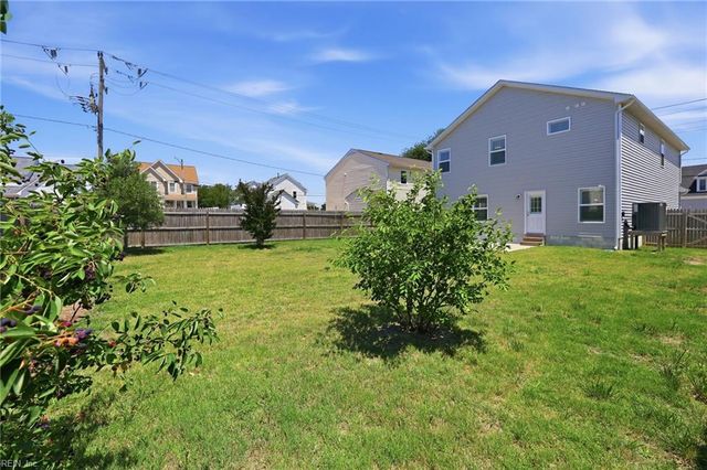 9621 Grove AVE, Norfolk, VA 23503