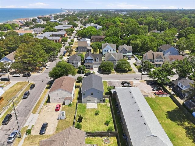9621 Grove AVE, Norfolk, VA 23503