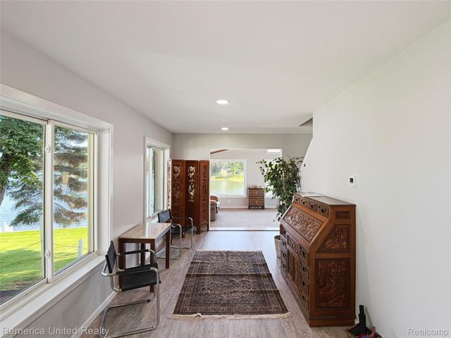 16431 Oak Hill Drive, Argentine Township, MI 48430