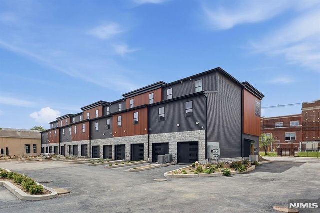 91 Union Street 4A, Lodi, NJ 07644