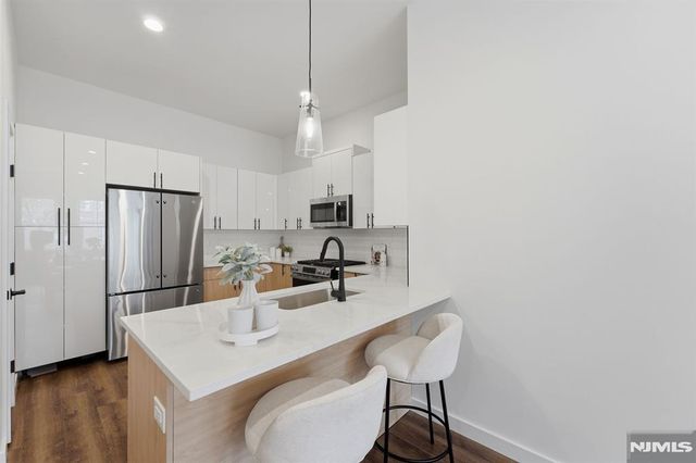 91 Union Street 4A, Lodi, NJ 07644