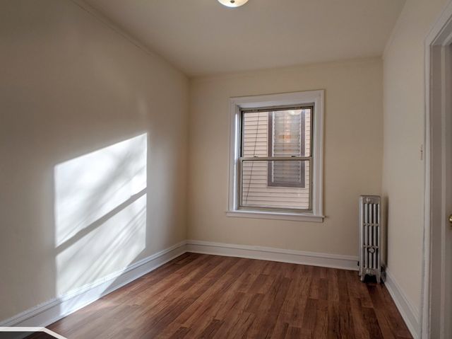 2536 N Sawyer Avenue 206, Chicago, IL 60647