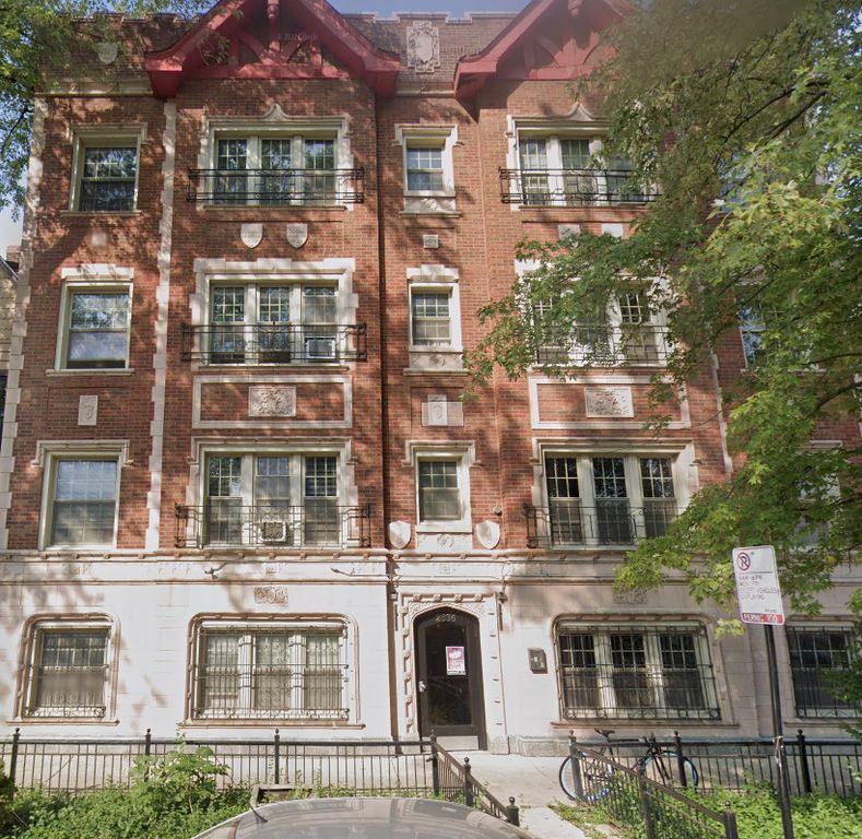 2536 N Sawyer Avenue 206, Chicago, IL 60647
