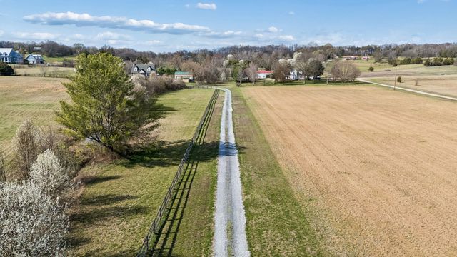 3685 Hartsville Pike, Castalian Springs, TN 37031