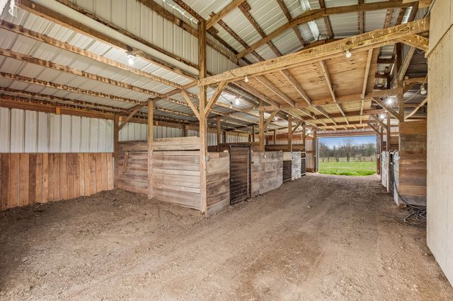 3685 Hartsville Pike, Castalian Springs, TN 37031