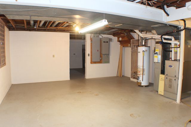 3210 15th Street A, Moline, IL 61265