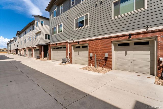 7808 W 43rd Place, Wheat Ridge, CO 80033