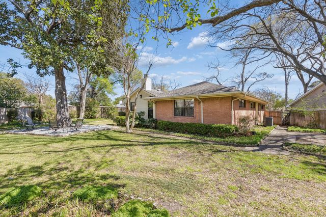 521 Huntingdon Court, Irving, TX 75061