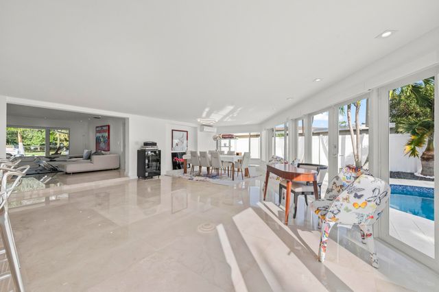 838 W Palmetto Park Road, Boca Raton, FL 33486