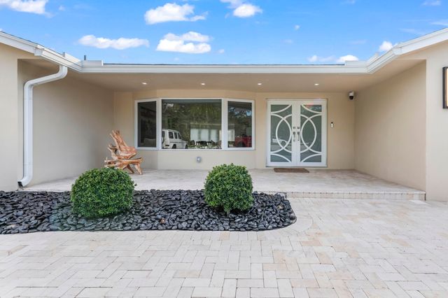 838 W Palmetto Park Road, Boca Raton, FL 33486
