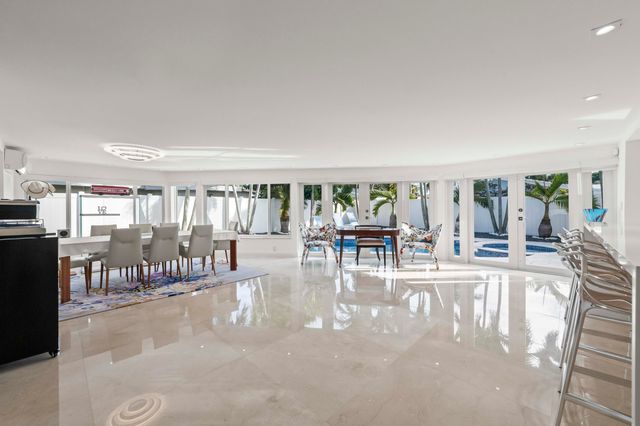 838 W Palmetto Park Road, Boca Raton, FL 33486